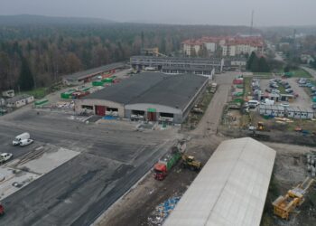 07.11.2024. Kielce. ENERIS Surowce Usługi S.A. Zakład na osiedlu Sieje / Fot. Jarosław Kubalski - Radio Kielce