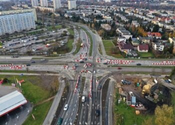 Duże utrudnienia dla kierowców i pasażerów przez remont ulicy Orkana