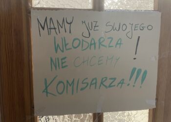 Radni Bodzentyna nadal nie przychodzą na sesję i rezygnują z mandatów