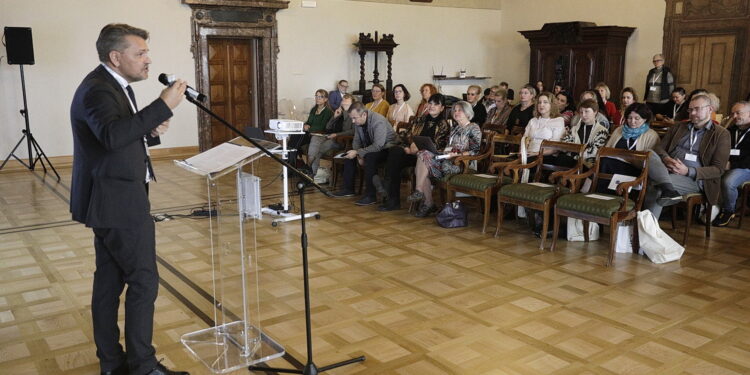 04.11.2024 Kielce. Muzeum Narodowe. Konferencja na temat muzeoterapii / Fot. Jarosław Kubalski - Radio Kielce