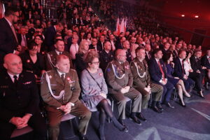 Chęciny. Koncert patriotyczny „Polskie Drogi do wolności” - Radio Kielce