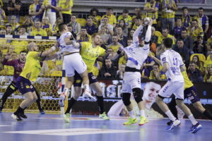 Kielce. Mecz Ligi Mistrzów. Industria Kielce - OTP-Bank Pick Szeged - Radio Kielce