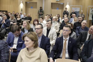 22.11.2024. Kielce. IPN. Konferencja „Złoty polski – stulecie reformy walutowej” / Fot. Jarosław Kubalski - Radio Kielce