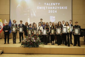 29.11.2024 Kielce. Gala wręczenia stypendiów samorządu województwa „Talenty Świętokrzyskie”/ Fot. Jarosław Kubalski - Radio Kielce