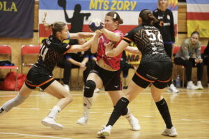 Kielce. Mecz Suzuki Korona Handball - MTS Żory - Radio Kielce