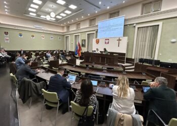 29.11.2024. Kielce. Komisja rozwoju, urbanistyki i nieruchomości rady miasta Kielce / Fot. Marcin Marszałek - Radio Kielce