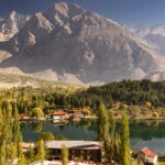 MUZYCZNE PODRÓŻE PRZEZ ŚWIAT. Pakistan pod dachem świata - Radio Kielce