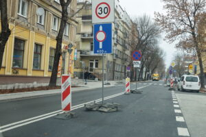 Paderewskiego pojedziemy po staremu. Zmiany na Głowackiego - Radio Kielce