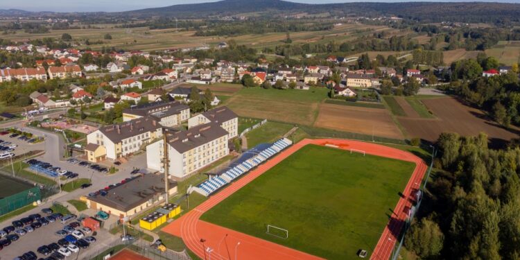 03.11.2024 Bieliny. Zmodernizowany stadion / Fot. bieliny.pl