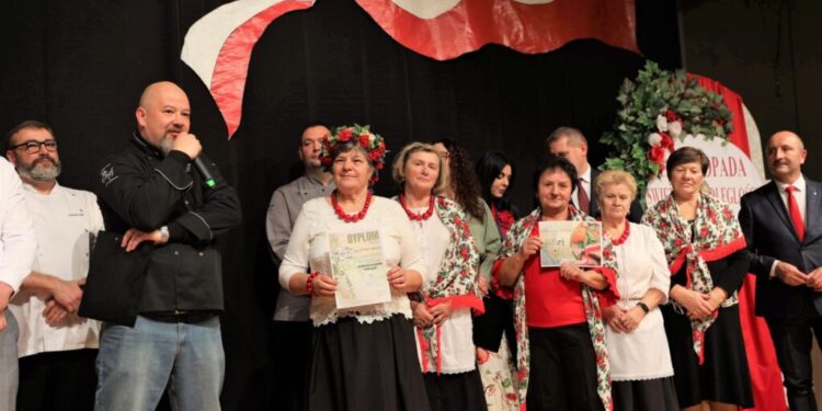 Pieczona gęś koła Młodzi Duchem najlepsza w Chmielniku - Radio Kielce