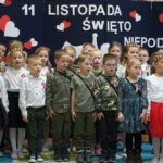 8.11.2024 Kielce. Uroczysta akademia z okazji Święta Niepodległości w PS nr 3 im Robinsona Crusoe w Kielcach. / Fot. Aleksandra Kwaśniewska - Radio Kielce
