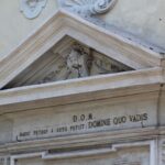 Muzyczne podróże przez świat. Włochy. Rzym. Kościół „Domine Quo Vadis” z popiersiem Henryka Sienkiewicza / Fot. Paweł Grzesik