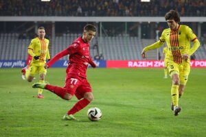 04.12.2024. Kielce. Mecz 1/8 finału Pucharu Polski Korona Kielce - Widzew Łódz / Fot. Wiktor Taszłow - Radio Kielce