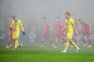 04.12.2024. Kielce. Mecz 1/8 finału Pucharu Polski Korona Kielce - Widzew Łódz / Fot. Wiktor Taszłow - Radio Kielce