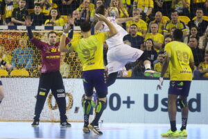 04.12.2024. Kielce. Mecz 10. kolejki Ligi Mistrzów: Industria Kielce - Kolstad Handball / Fot. Wiktor Taszłow - Radio Kielce