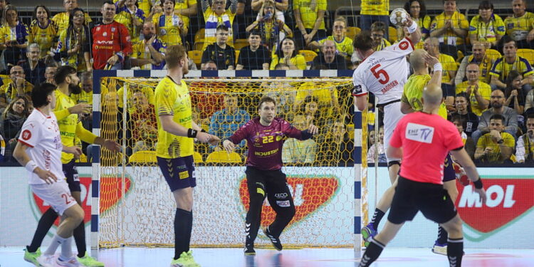 04.12.2024. Kielce. Mecz 10. kolejki Ligi Mistrzów: Industria Kielce - Kolstad Handball / Fot. Wiktor Taszłow - Radio Kielce