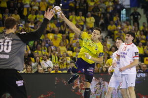 04.12.2024. Kielce. Mecz 10. kolejki Ligi Mistrzów: Industria Kielce - Kolstad Handball / Fot. Wiktor Taszłow - Radio Kielce