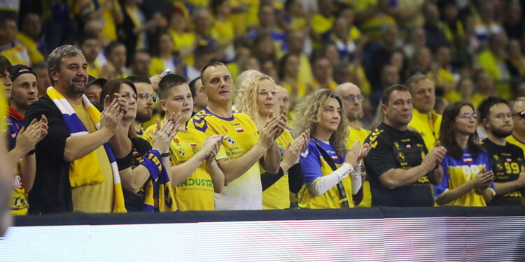 04.12.2024. Kielce. Mecz 10. kolejki Ligi Mistrzów: Industria Kielce - Kolstad Handball / Fot. Wiktor Taszłow - Radio Kielce