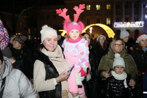 06.12.2024. Kielce. Orszak Świętego Mikołaja / Fot. Wiktor Taszłow - Radio Kielce