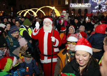 Radio Kielce zaprasza w sobotę na kolorowy orszak z Mikołajem