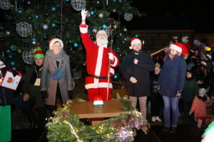 06.12.2024. Kielce. Orszak Świętego Mikołaja / Fot. Wiktor Taszłow - Radio Kielce