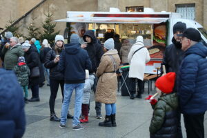 07.12.2024. Kielce. WDK. I Świętokrzyski Jarmark Bożonarodzeniowy / Fot. Wiktor Taszłow - Radio Kielce