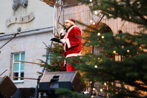 07.12.2024. Kielce. WDK. I Świętokrzyski Jarmark Bożonarodzeniowy / Fot. Wiktor Taszłow - Radio Kielce