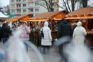 07.12.2024. Kielce. WDK. I Świętokrzyski Jarmark Bożonarodzeniowy / Fot. Wiktor Taszłow - Radio Kielce