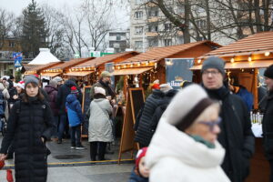 07.12.2024. Kielce. WDK. I Świętokrzyski Jarmark Bożonarodzeniowy / Fot. Wiktor Taszłow - Radio Kielce