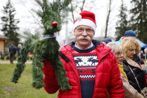 08.12.2024. Ciekoty. Jarmark bożonarodzeniowy / Fot. Wiktor Taszłow - Radio Kielce