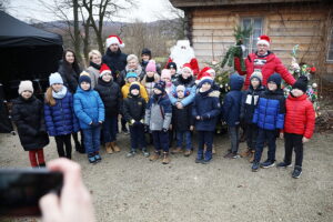 08.12.2024. Ciekoty. Jarmark bożonarodzeniowy / Fot. Wiktor Taszłow - Radio Kielce