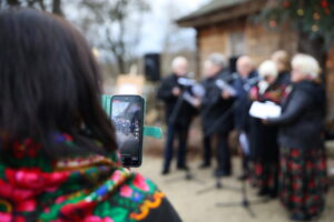 08.12.2024. Ciekoty. Jarmark bożonarodzeniowy / Fot. Wiktor Taszłow - Radio Kielce