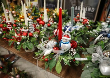 Degustacja wielkiej sałatki na początek Jarmarku Bożonarodzeniowego - Radio Kielce Degustacja wielkiej sałatki na początek Jarmarku Bożonarodzeniowego