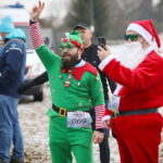15.12.2024. Borków. Bieg Świąteczna Piątka z Morsowaniem / Fot. Wiktor Taszłow - Radio Kiece