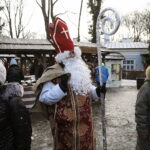 15.12.2024. Kielce. Kiermasz Bożonarodzeniowy w Dworku Laszczyków / Fot. Wiktor Taszłow - Radio Kiece