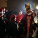 15.12.2024. Kielce. Betlejemskie Światło Pokoju dotarło do Kielc / Fot. Wiktor Taszłow - Radio Kielce