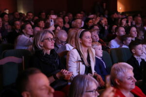 19.12.2024. Kielce. WDK. Koncert wigilijny „Cud Wigilijnej Nocy” / Fot. Wiktor Taszłow - Radio Kielce