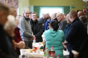 24.12.2024. Kielce. Wigilia dla samotnych, ubogich i bezdomnych / Fot. Wiktor Taszłow - Radio Kielce