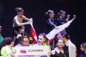 03.12.2024. Kielce. Parada Państw biorących udział w Mistrzostwach Świata IDO / Fot. Wiktor Taszłow - Radio Kielce