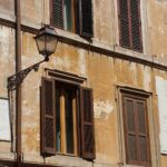 Muzyczne podróże przez świat. Włochy. Rzym. Tablice poświęcone Mikołajowi Gogolowi oraz Cyprianowi Kamilowi Norwidowi na domu przy Via Sistina / Fot. Paweł Grzesik