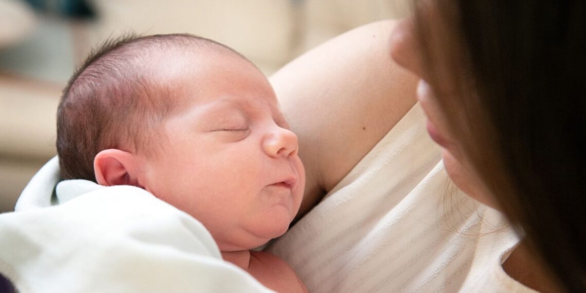 PSL pyta o bony dla noworodków. Czy marszałek działa zgodnie z prawem?