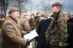 15.12.2014. Kielce. Przysięga w Świętokrzyskiej Brygadzie Obrony Terytorialnej. / Fot. ŚBOT