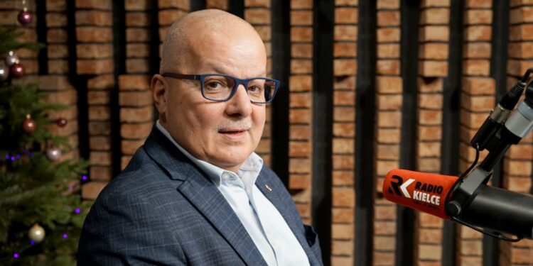 04.12.2024. Radio Kielce. Rozmowa Dnia. Na zdjęciu: Jacek Skórski - prezes Wojewódzkiego Funduszu Ochrony Środowiska i Gospodarki Wodnej w Kielcach / Fot. Piotr Kwaśniewski - Radio Kielce