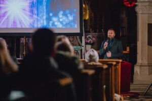 Sulisławice. Premiera filmu o sanktuarium. / Fot. ks. Grzegorz Słodkowski