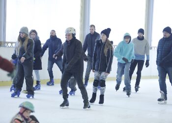 Zabawa i rekreacja na sztucznych lodowiskach w Kielcach