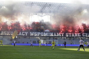 Kielce. Mecz Korona Kielce - Górnik Zabrze - Radio Kielce