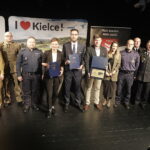 Nosisz mundur? W Kielcach możesz liczyć na zniżki - Radio Kielce Nosisz mundur? W Kielcach możesz liczyć na zniżki - Radio Kielce