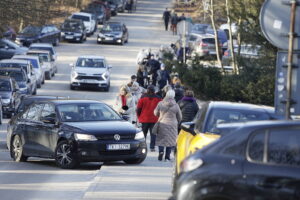 26.12.2024. Święty Krzyż. Świąteczny spacer. / Fot. Jarosław Kubalski - Radio Kielce