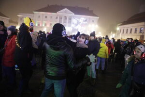 Silent Disco na Rynku zgromadziło prawdziwe tłumy - Radio Kielce