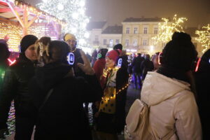 Silent Disco na Rynku zgromadziło prawdziwe tłumy - Radio Kielce